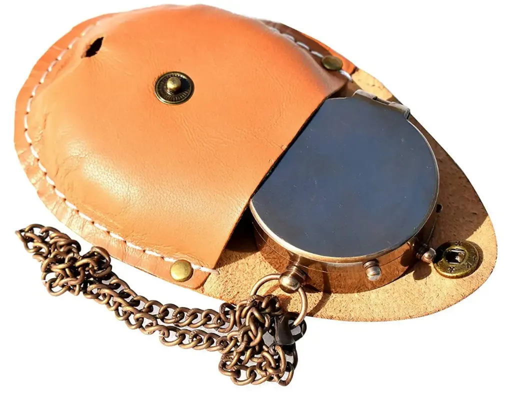 [SB-1395] Vintage Brass Compass with Leather case