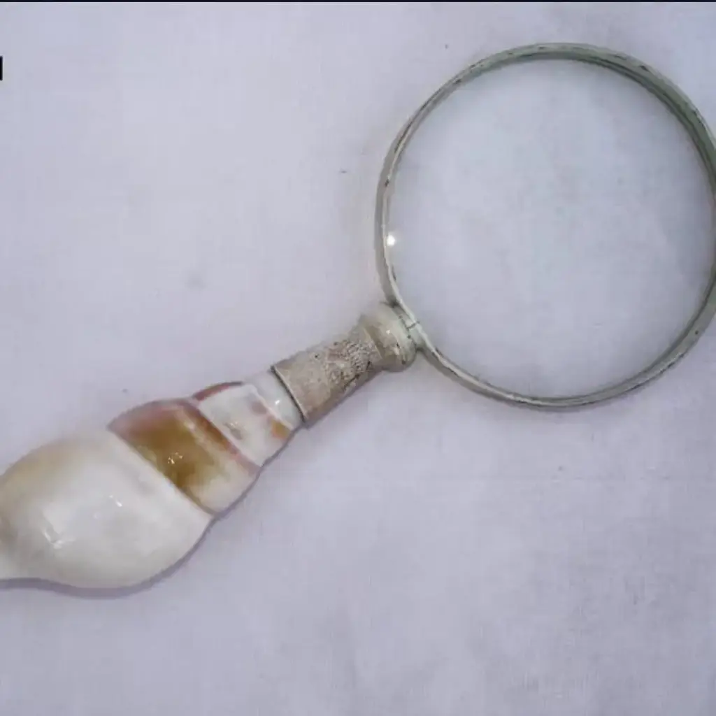 [SB-1018] Magnifying Glass