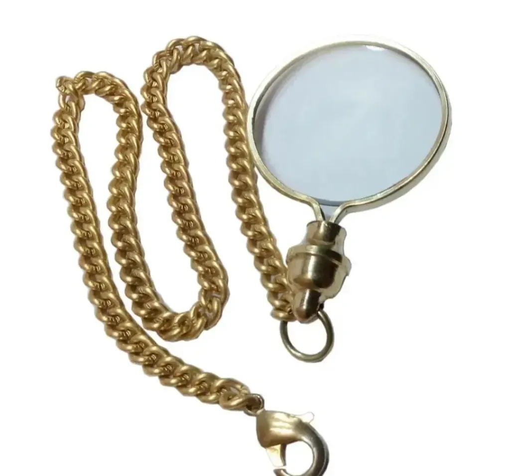 Magnifying with a Chain