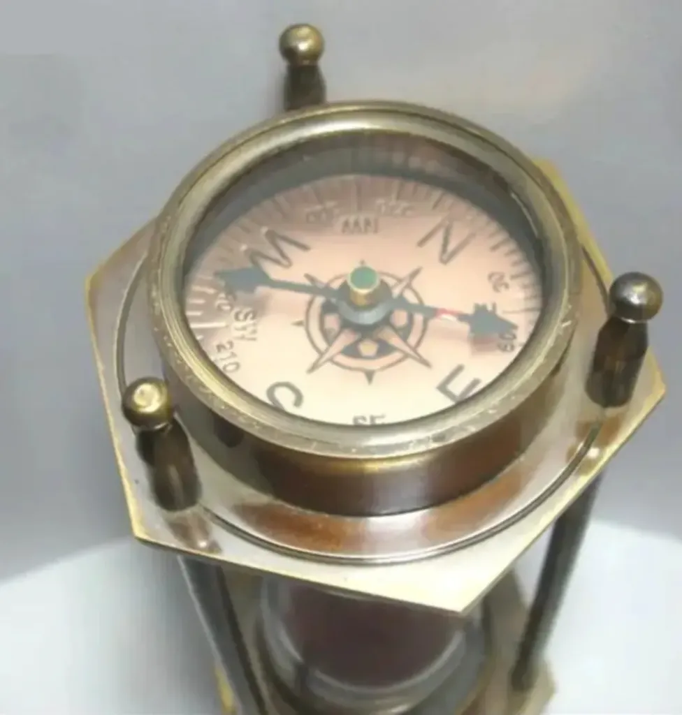 Sand Timer with Compass