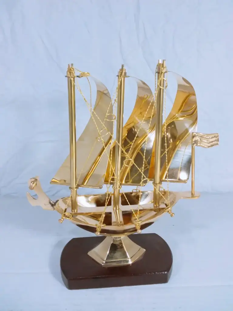 [SB-1415] Brass Ship Decor
